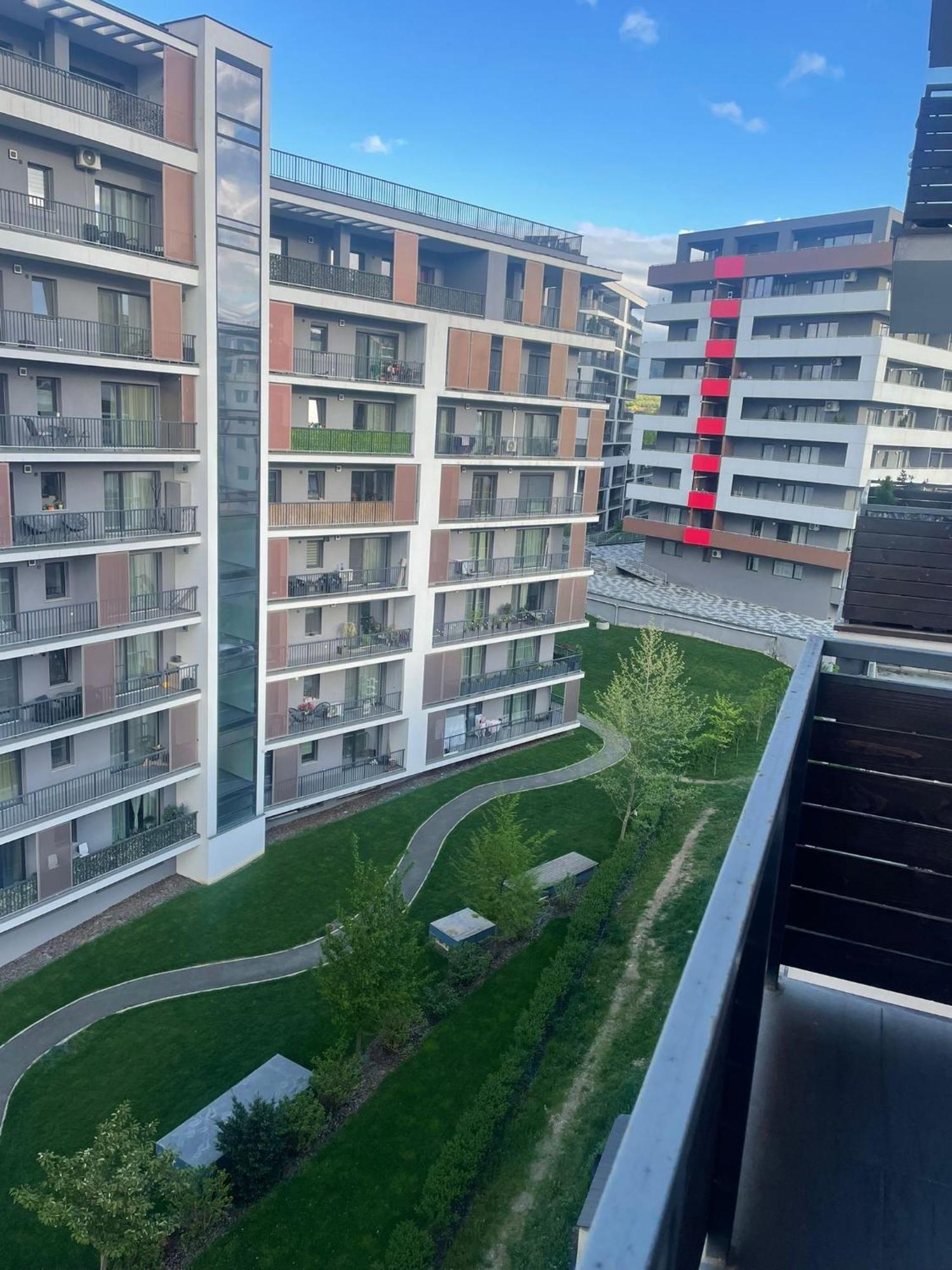 Cozy Apartment With Free Parking クルージュ＝ナポカ エクステリア 写真